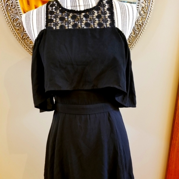 Francesca Black Eyelet Layered Sleeveless Dress - Picture 2 of 10